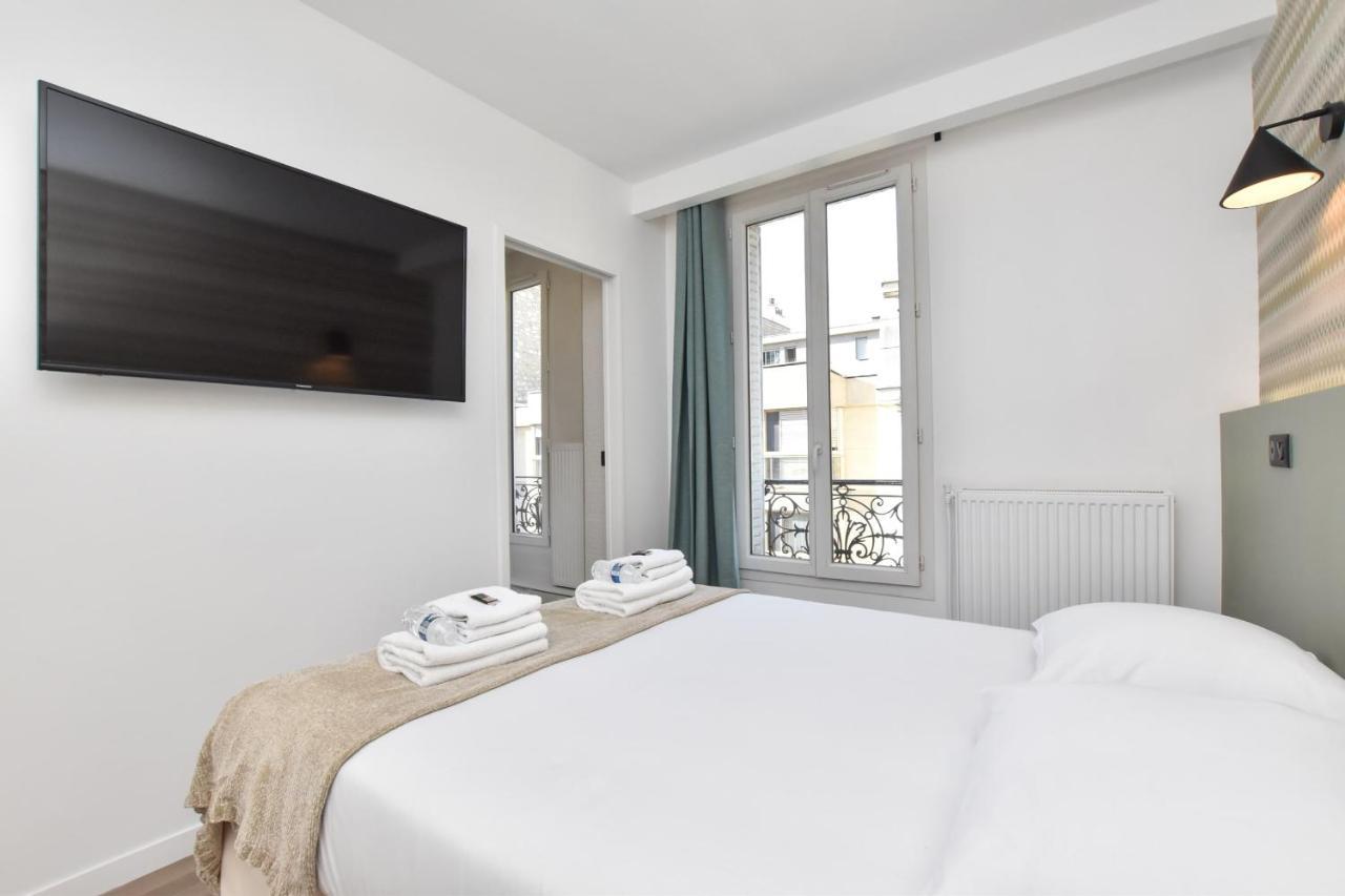 باريس Cosy Bedroom Near Tour Eiffel Champs De Mars المظهر الخارجي الصورة